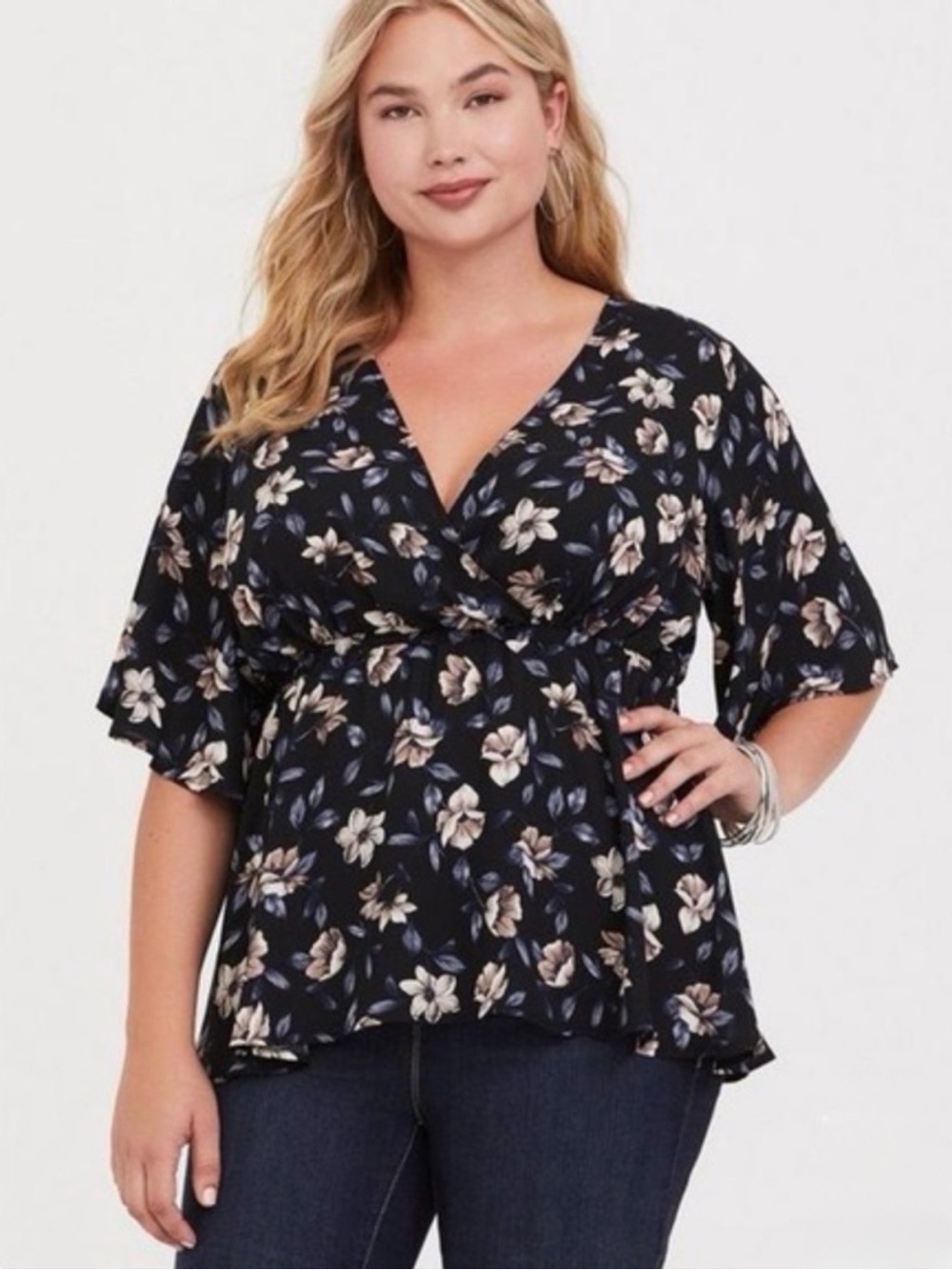 Torrid Black Floral Babydoll Tunic Top Flutter Sleeve Boho Blouse